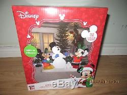 RARE Mickey Mouse and Minnie Mouse SNOWBALL FIGHT $125 BUYITNOW