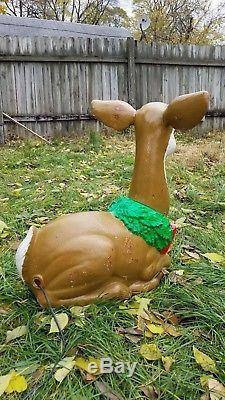 RARE! Vintage Poloron Christmas Reindeer Deer Wreath Bow Plastic Blowmold Light