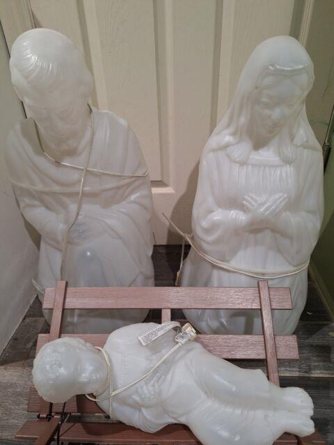 Rare Blow Mold Nativity Scene