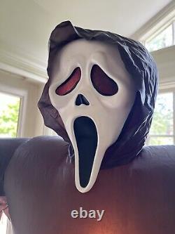 Rare Gemmy Life size Ghostface Inflatable