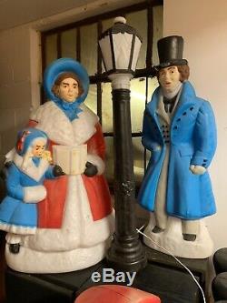 Rare Vintage Christmas Dickens Mr. & Mrs. Black Lamp Post Blow Molds FREE SHIPP