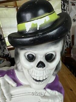 Rare Vintage Happy Halloween Tombstone Grave Skeleton Top Hat Blow Mold Decor