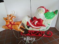 Santa Claus Sleigh & two Reindeer Blow Mold Grand Venture 1999 Vtg 32 64 wide