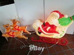 Santa Claus Sleigh & two Reindeer Blow Mold Grand Venture 1999 Vtg 32 64 wide