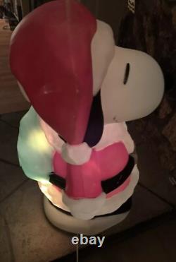 Santa's Best Snoopy Peanuts Christmas Blow Mold 32 Tall Original Santa's Best Snoopy Peanuts Christmas Blow Mold 32 Tall Original
