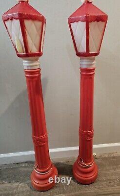 Set Of 2 Vintage Empire Blow Mold Lantern Candle Lamp Post Street Light Dickens