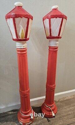 Set Of 2 Vintage Empire Blow Mold Lantern Candle Lamp Post Street Light Dickens