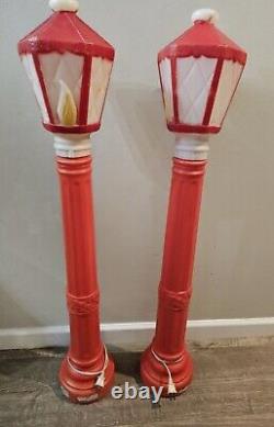 Set Of 2 Vintage Empire Blow Mold Lantern Candle Lamp Post Street Light Dickens