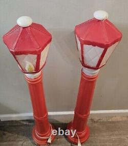 Set Of 2 Vintage Empire Blow Mold Lantern Candle Lamp Post Street Light Dickens