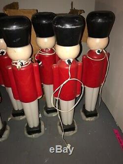 Set Of 6 Black Hat Blow Mold Soldiers! Christmas Outdoor Lighted! 31