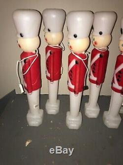 Set Of 6 White Hat Blow Mold Soldiers! Christmas Outdoor Lighted! 31