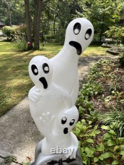 Set of 2 1995 Vintage Don Featherstone Ghosts/tombstone Blow Mold Halloween