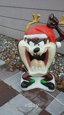 Taz Tasmanian Devil Lighted Christmas Blow Mold Outdoor Holiday Yard Decor