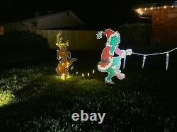 The GRINCH & Max the dog Stealing CHRISTMAS Lights Yard Art