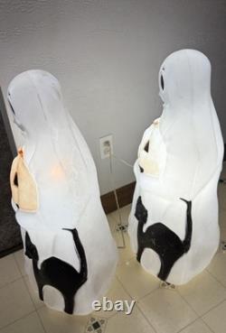 Two (2) Vintage Working Blow Mold 34 Empire Halloween Ghost Pumpkin and Cat