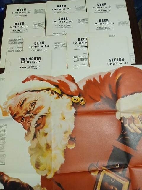 U-bild Santa & Mrs Sleigh & 8 Reindeer Patterns 189 256 335 257 Christmas Yard