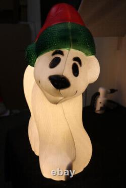 VINTAGE CHRISTMAS POLAR BEAR WITH SANTA HAT BLOW MOLD With LIGHT WORKS 28