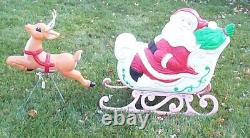 VINTAGE Grand Venture Santa Claus Sleigh & Reindeer Lighted Blow Mold