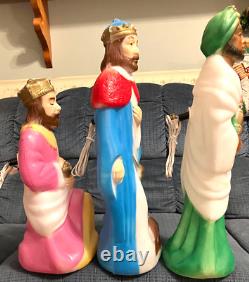 VTG 14 Pcs 23 NATIVITY SET JESUS MARY WISEMEN CHRISTMAS BLOW MOLD LIGHT UP YARD