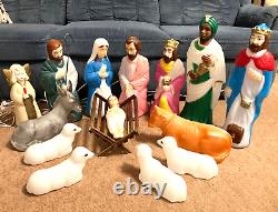 VTG 15 Pcs 23 NATIVITY SET JESUS MARY WISEMEN CHRISTMAS BLOW MOLD LIGHT UP YARD