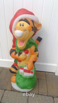 VTG Santa's Best Disney 36 Christmas Winnie Pooh TIGGER & Presents Blow Mold VTG Santa's Best Disney 36 Christmas Winnie Pooh TIGGER & Presents Blow Mold