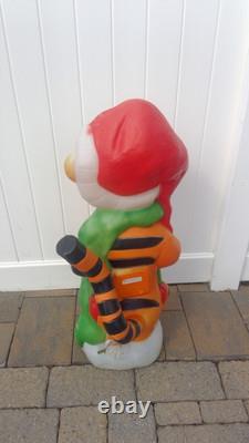 VTG Santa's Best Disney 36 Christmas Winnie Pooh TIGGER & Presents Blow Mold VTG Santa's Best Disney 36 Christmas Winnie Pooh TIGGER & Presents Blow Mold