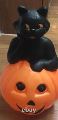 Vintage 1993 Halloween Blow Mold 34 Black Cat on Pumpkin Read Description Vintage 1993 Halloween Blow Mold 34 Black Cat on Pumpkin Read Description