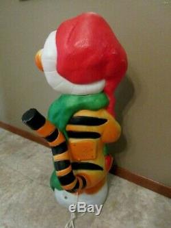 Vintage 1999 Tigger Lighted Santa's Best Disney Christmas Blow Mold 36 Tall