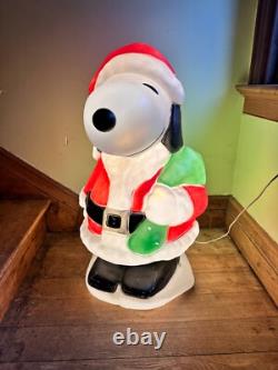 Vintage 32 Santa's Best Snoopy Santa Peanuts Blow Mold Christmas Decoration