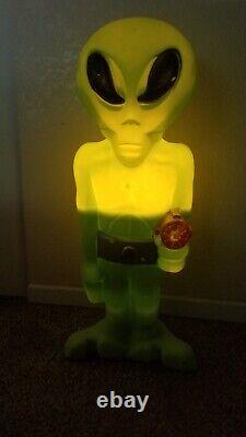 Vintage 36 Doomsday Alien Blowmold