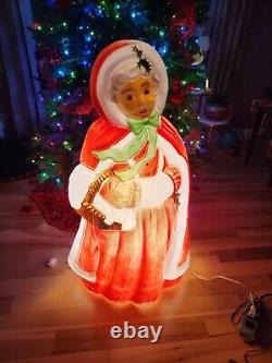 Vintage 40 Santa's Best Mrs. Santa Claus Lighted Blow Mold Christmas