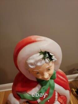 Vintage 40 Santa's Best Mrs. Santa Claus Lighted Blow Mold Christmas