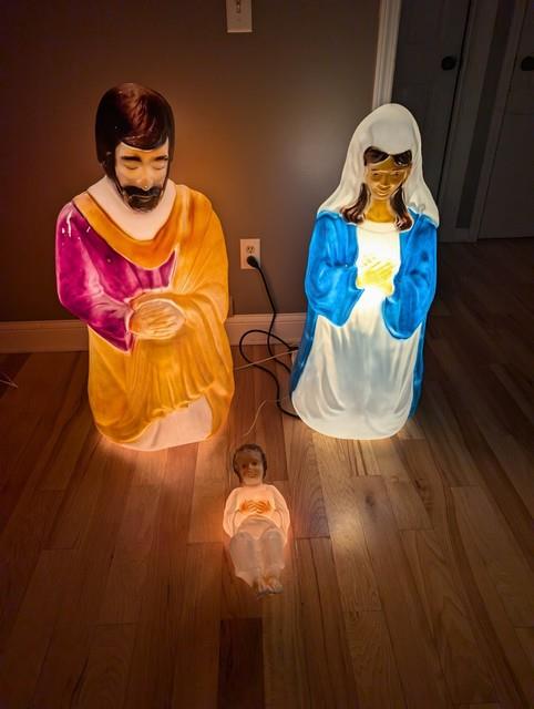 Vintage 40 Xl Empire Mary Joseph Baby Jesus Christmas Nativity Blow Molds Set 3