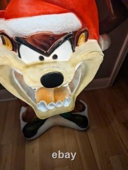 Vintage 41 Santa's Best Taz Tasmanian Christmas Santa Blow Mold Rare READ Vintage 41 Santa's Best Taz Tasmanian Christmas Santa Blow Mold Rare READ