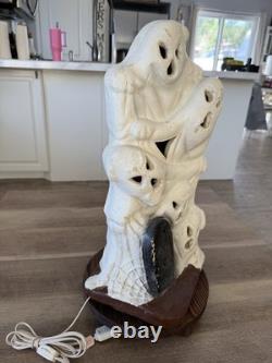 Vintage 70s-80s 18 Ghost Blow Mold Foam Halloween Decoration Vintage 70s-80s 18 Ghost Blow Mold Foam Halloween Decoration