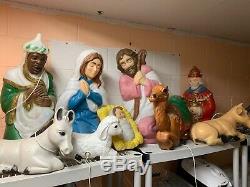 Vintage 9pc Set Nativity Blow Mold With Animals Jesus & Cords Free Ship Camel