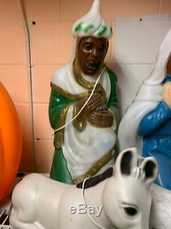 Vintage 9pc Set Nativity Blow Mold With Animals Jesus & Cords Free Ship Camel