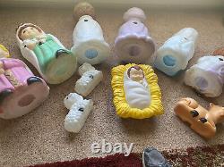 Vintage Blow Mold Children Nativity Set 10 Piece General Foam NO LIGHTS READ