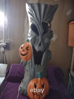 Vintage Blow Mold/Hard Foam Lighted Spooky Halloween Tree