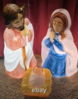 Vintage Blow Mold Light Up Nativity Set 27 Jesus Mary Joseph General Foam Xmas