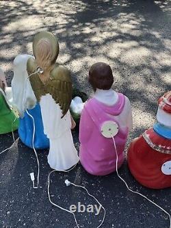 Vintage Blow Mold Lighted Nativity Set Christmas Display
