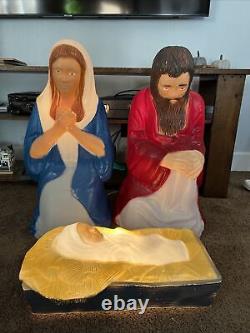 Vintage Christmas Nativity Blow Mold Set Jesus Mary Joseph