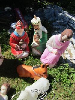 Vintage Christmas Nativity Plastic Blow Mold Yard Light Up