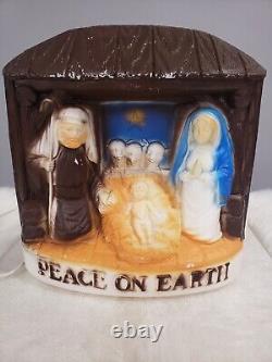 Vintage DAPOL Plastics 1973 Christmas Peace On Earth Nativity Manger Blow Mold