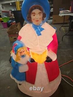 Vintage Dickens Blow Mold 34 Christmas Caroler CHOIR WOMAN Girl Child Empire