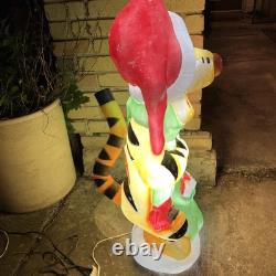 Vintage Disney Tigger 36 Lighted Blow Mold