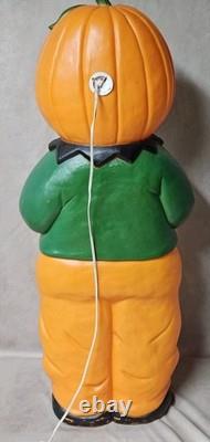Vintage Don Featherstone Halloween Blow Mold Pumpkin Scarecrow (No Sign) Vintage Don Featherstone Halloween Blow Mold Pumpkin Scarecrow (No Sign)