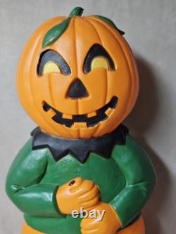 Vintage Don Featherstone Halloween Blow Mold Pumpkin Scarecrow (No Sign) Vintage Don Featherstone Halloween Blow Mold Pumpkin Scarecrow (No Sign)