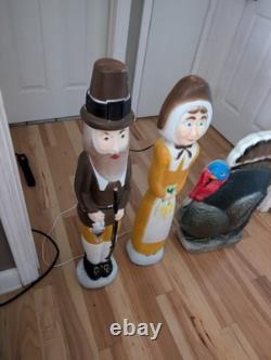 Vintage Don Featherstone Thanksgiving Blow Mold Set Pilgrims Turkey Lot Of 3