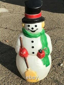 Vintage EMPIRE Lighted CHRISTMAS FROSTY SNOWMAN Blow Mold Green Scarf Yard Decor